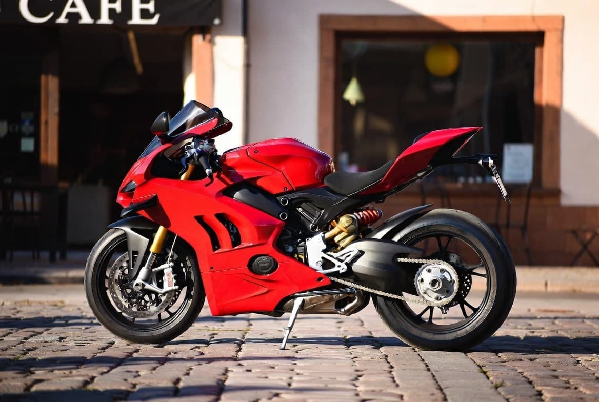 Ducati Panigale V4 S, 2024 — photo 1